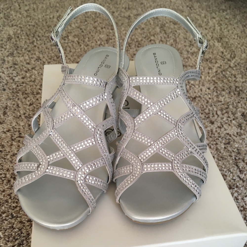 Bandolino silver dress shoes